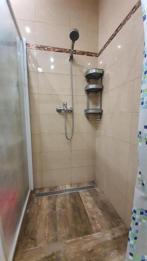 Aqua Apartman Tiszaújváros Εξωτερικό φωτογραφία