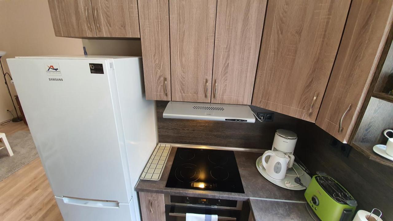 Aqua Apartman Tiszaújváros Εξωτερικό φωτογραφία